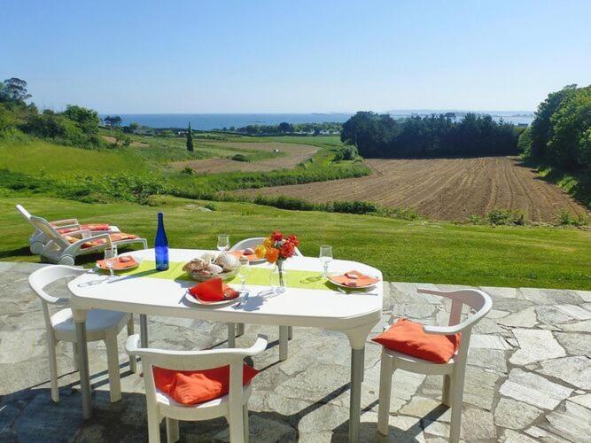 Villa Breton Granite Stone House With Fantastic Sea Views à Saint-Pol-de-Léon Extérieur photo