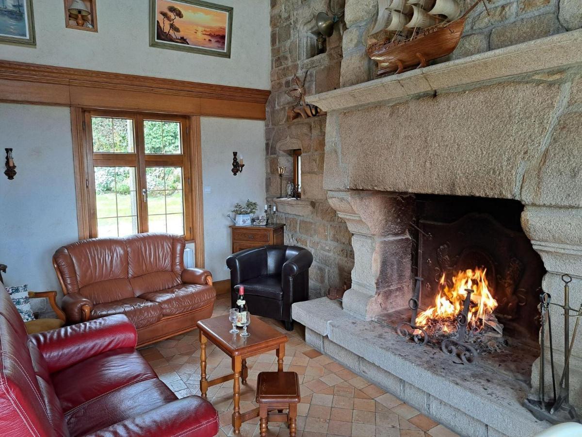 Villa Breton Granite Stone House With Fantastic Sea Views à Saint-Pol-de-Léon Extérieur photo
